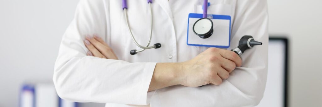 Dr. Neeraj Suri best ENT doctor Gandhinagar Ahmedabad Evara Hospital 22+ years experience